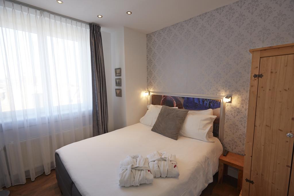 B&B Helmers Amsterdam Room photo